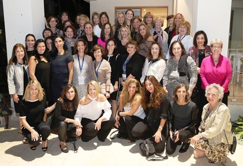 Shira Lewis pictured with Israel Bonds National Women’s Division 2017. Israel Delegation participants and Nathalie Mimoun,Honorary Consul of France in Israel, at the home of Ms. Mimoun